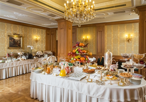 BRUNCH AL BAGLIONI ON CONDE&#39;