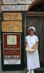 A Predappio, Romagna - Piadina&Sangiovese …uniti in una unica teglia !